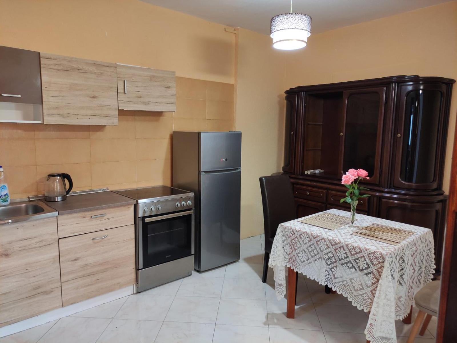 Green Valley Kotor Ngoại thất bức ảnh